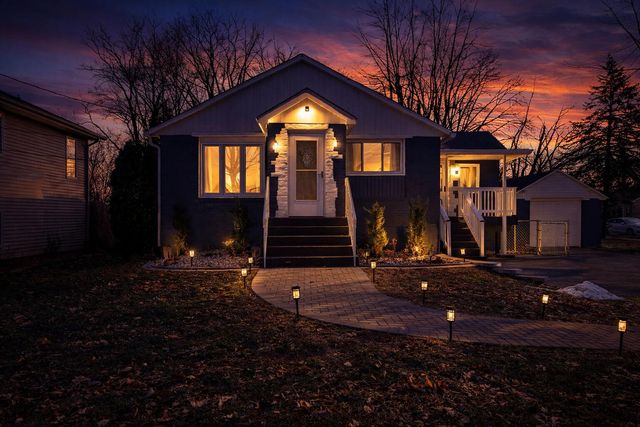 9747 Erie Street, Highland, IN 46322