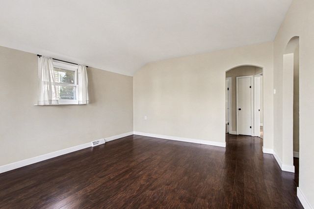 9747 Erie Street, Highland, IN 46322