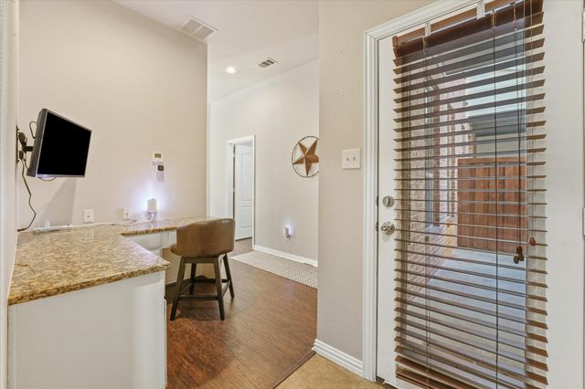 4225 Swan Forest Drive C, Carrollton, TX 75010