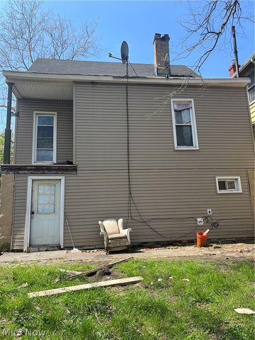 2903 W 12th Street, Cleveland, OH 44113