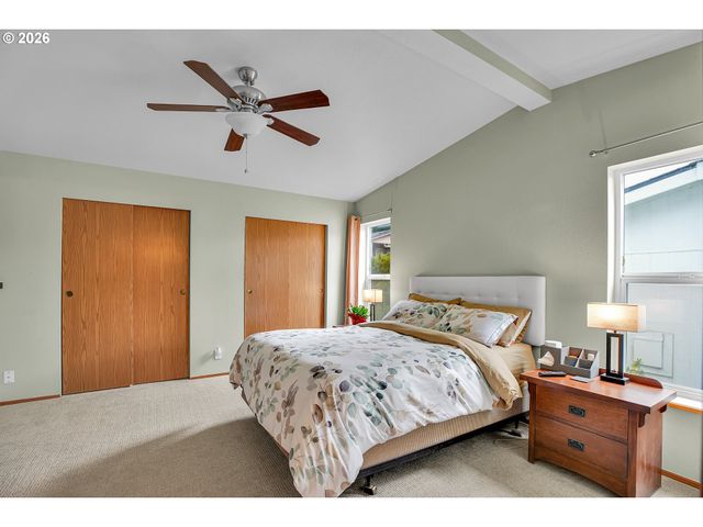 5701 Ne ST JOHNS Rd 82, Vancouver, WA 98661