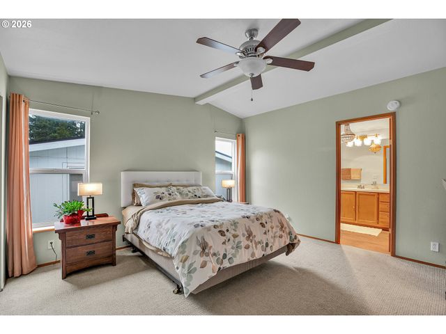 5701 Ne ST JOHNS Rd 82, Vancouver, WA 98661