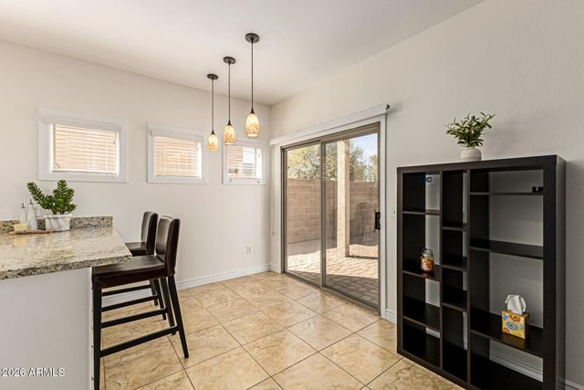 1580 E SHERRI Drive E, Gilbert, AZ 85296