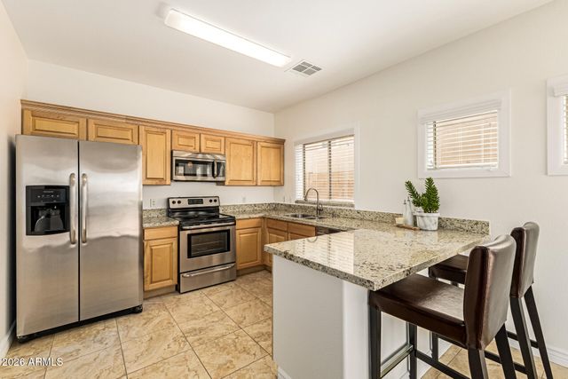 1580 E SHERRI Drive E, Gilbert, AZ 85296