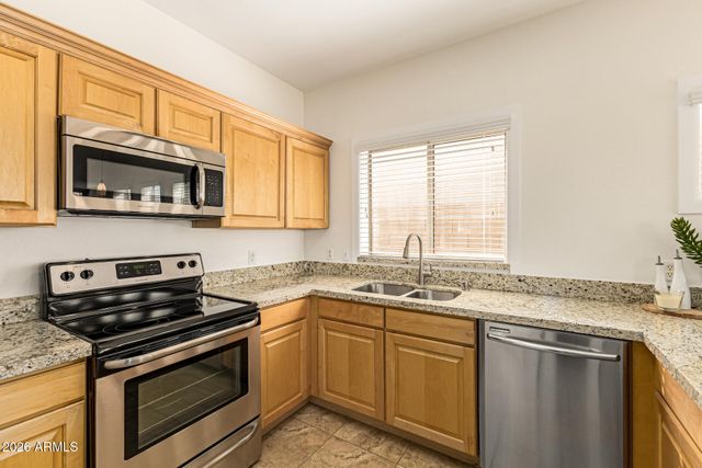 1580 E SHERRI Drive E, Gilbert, AZ 85296