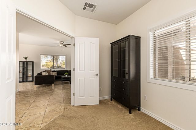 1580 E SHERRI Drive E, Gilbert, AZ 85296