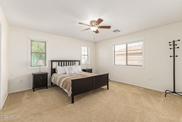 1580 E SHERRI Drive E, Gilbert, AZ 85296