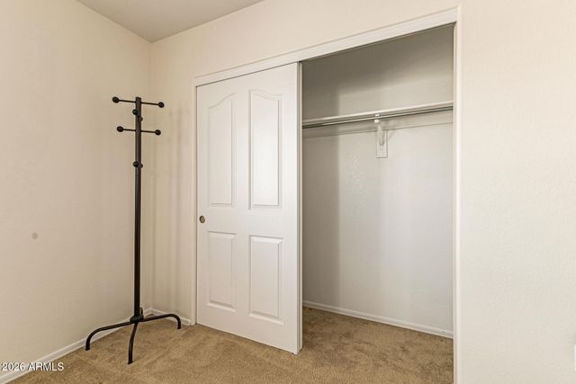 1580 E SHERRI Drive E, Gilbert, AZ 85296