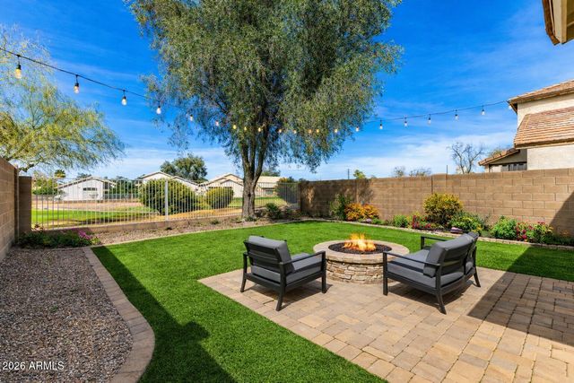 1580 E SHERRI Drive E, Gilbert, AZ 85296