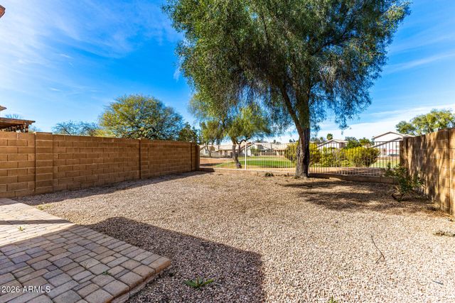 1580 E SHERRI Drive E, Gilbert, AZ 85296