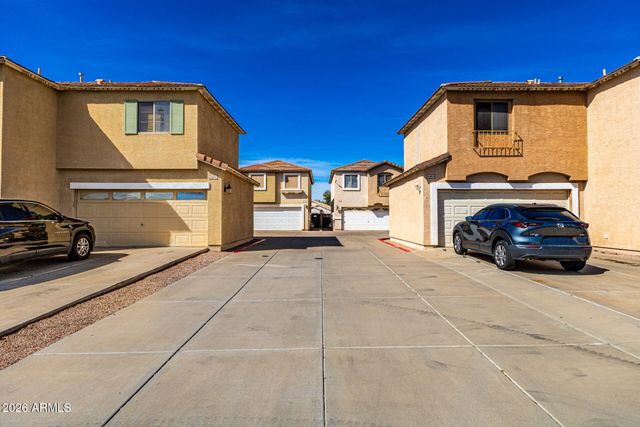 1580 E SHERRI Drive E, Gilbert, AZ 85296
