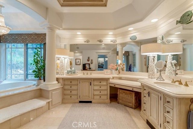 6515 Kathryn Drive, Cambria, CA 93428