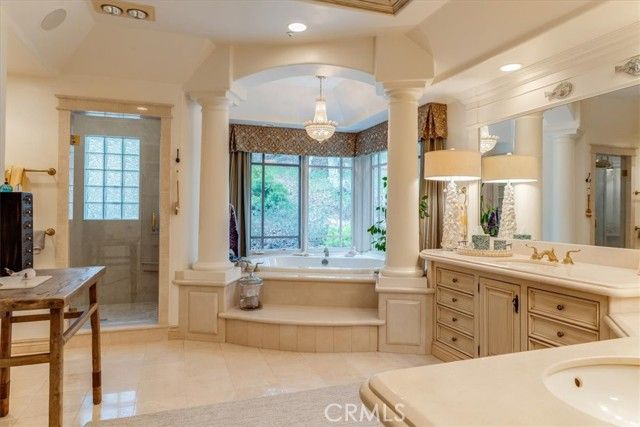 6515 Kathryn Drive, Cambria, CA 93428