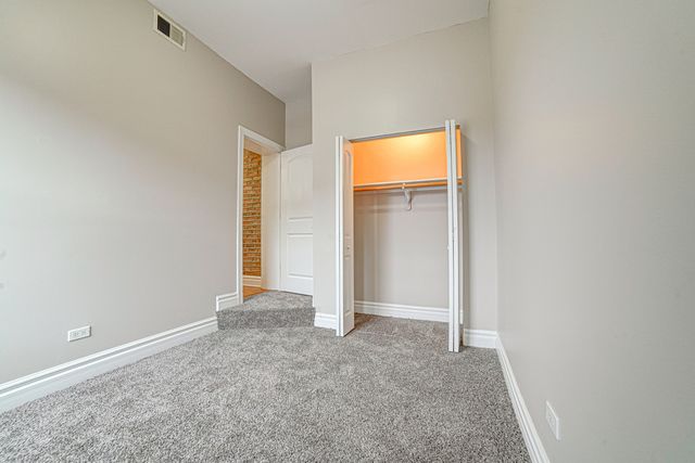 4858 S Prairie Avenue 2A, Chicago, IL 60615