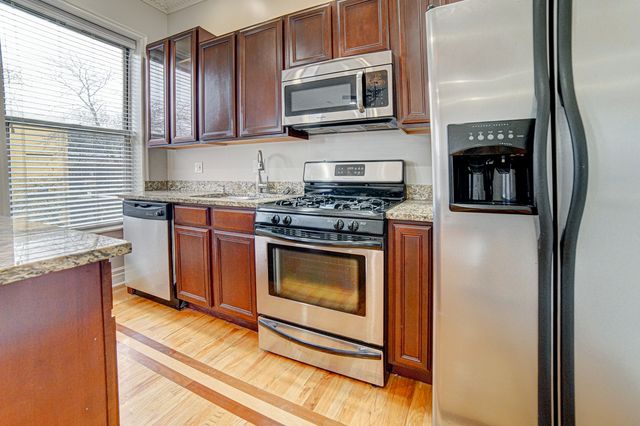 4858 S Prairie Avenue 2A, Chicago, IL 60615