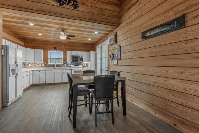 16355 E Royal Oak Drive, Perry, FL 32348