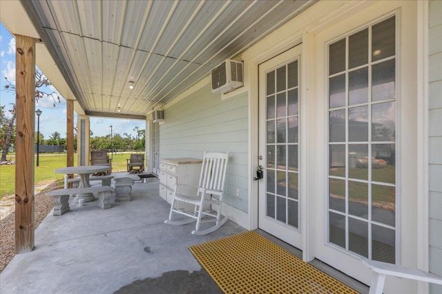 16355 E Royal Oak Drive, Perry, FL 32348