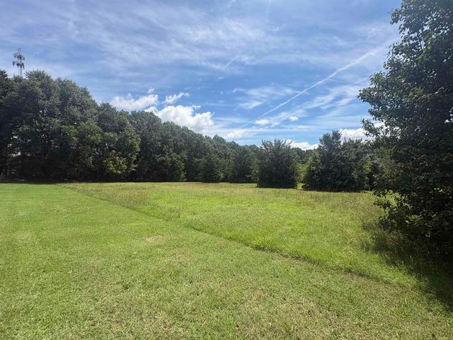 532 Filter Plant Rd, Gaffney, SC 29340