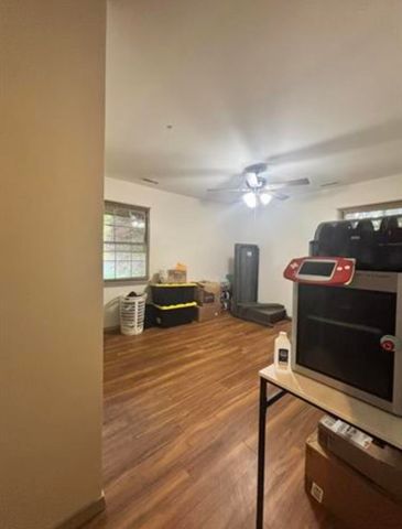 532 Filter Plant Rd, Gaffney, SC 29340