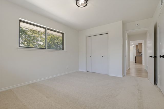 3138 Touraine Drive, Dallas, TX 75211
