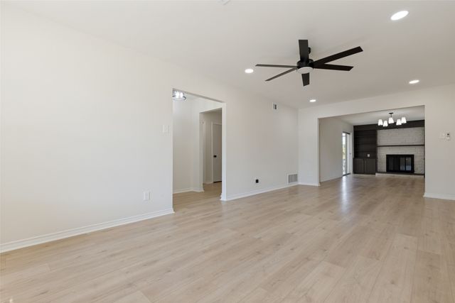 3138 Touraine Drive, Dallas, TX 75211