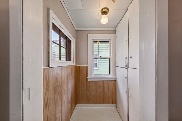 740 Belgrade Avenue, North Mankato, MN 56003