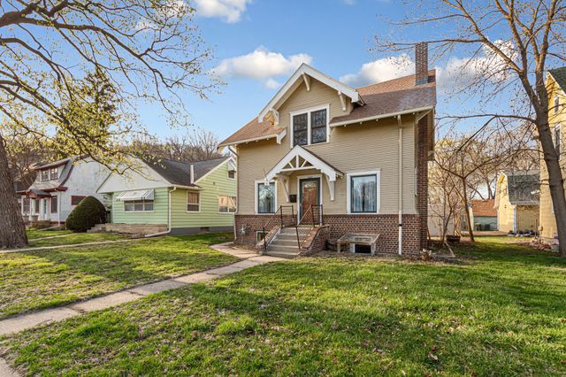740 Belgrade Avenue, North Mankato, MN 56003