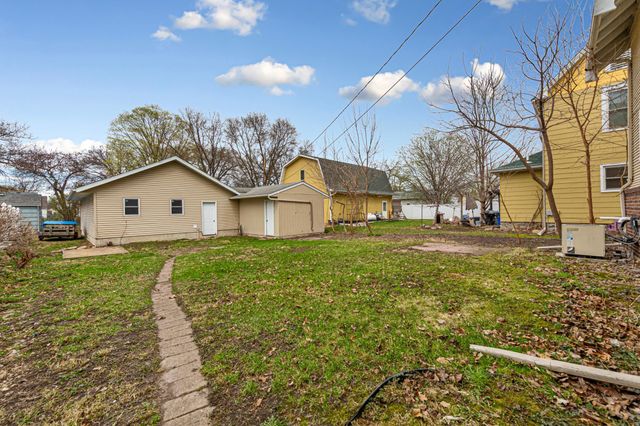 740 Belgrade Avenue, North Mankato, MN 56003