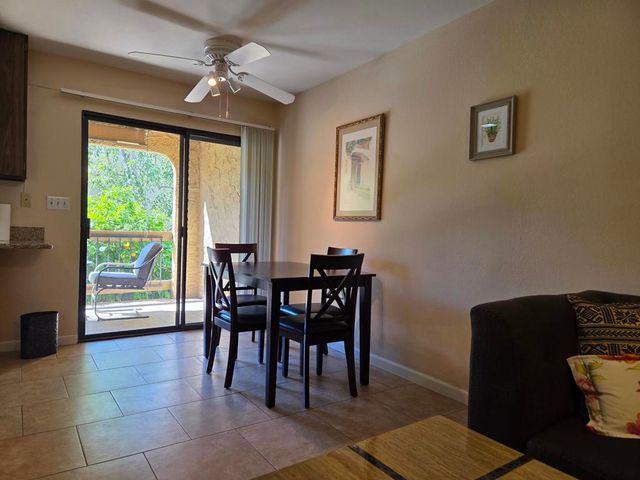 5300 E Waverly Drive I6, Palm Springs, CA 92264