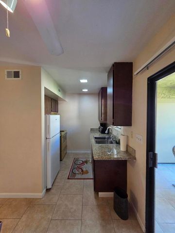 5300 E Waverly Drive I6, Palm Springs, CA 92264