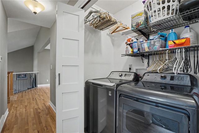 2152 Cherry Lane NE, Cedar Rapids, IA 52402