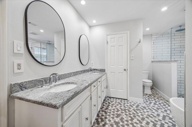1427 Heathwood Drive, Houston, TX 77077