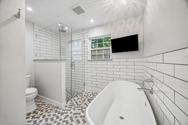 1427 Heathwood Drive, Houston, TX 77077