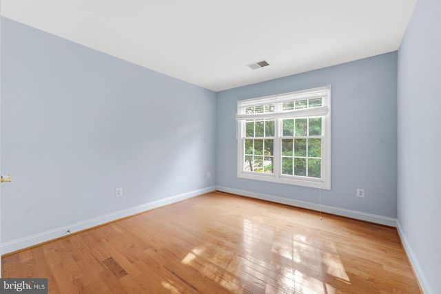 101 JERSEY LN, Rockville, MD 20850