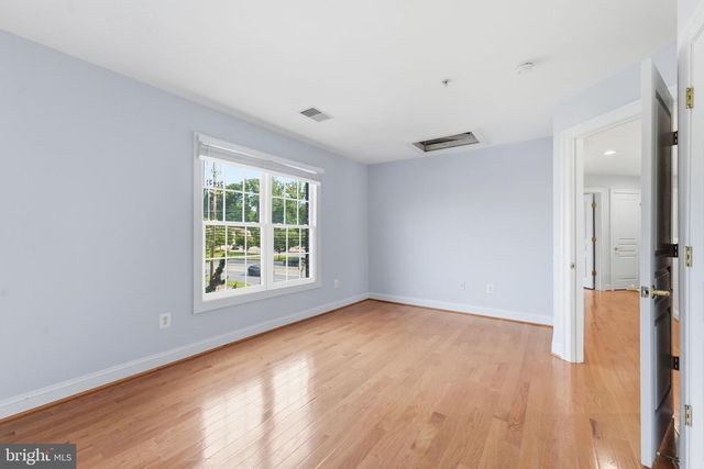 101 JERSEY LN, Rockville, MD 20850