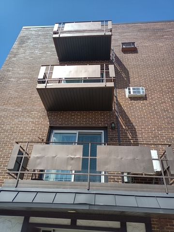 7610 W Grand Avenue 3A, Elmwood Park, IL 60707