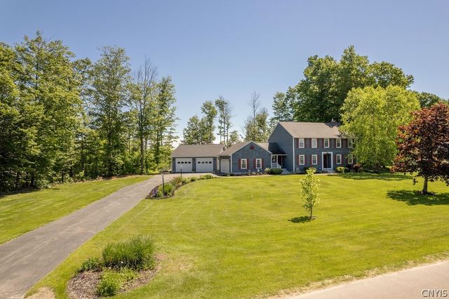 15 Meaney Circle, Scriba, NY 13126