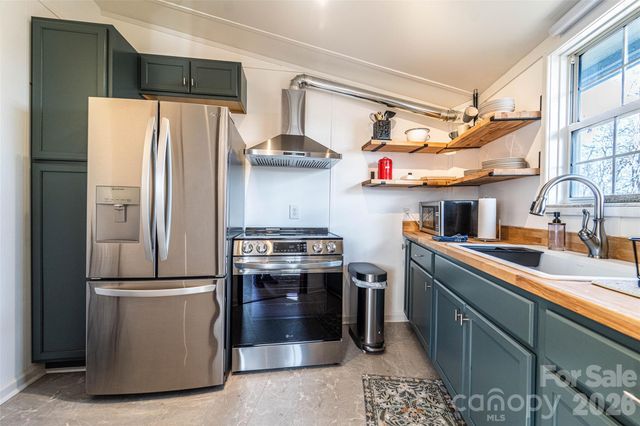 503 Youngs Mountain Drive, Lake Lure, NC 28746