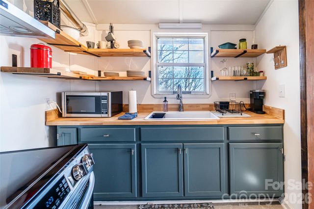 503 Youngs Mountain Drive, Lake Lure, NC 28746