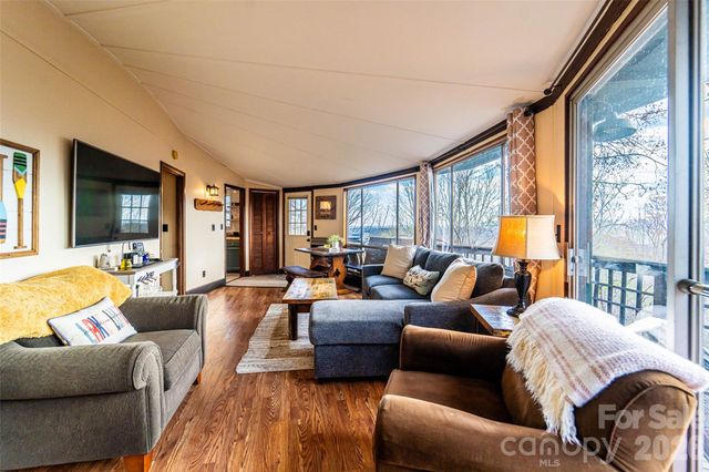 503 Youngs Mountain Drive, Lake Lure, NC 28746