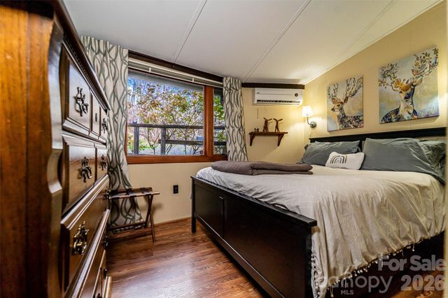 503 Youngs Mountain Drive, Lake Lure, NC 28746