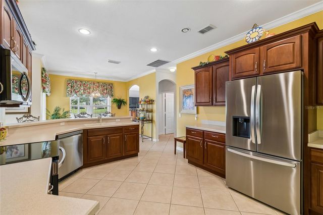 632 SHOREHAVEN DR, Poinciana, FL 34759