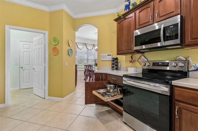 632 SHOREHAVEN DR, Poinciana, FL 34759