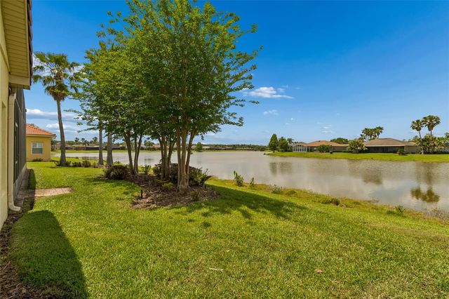 632 SHOREHAVEN DR, Poinciana, FL 34759