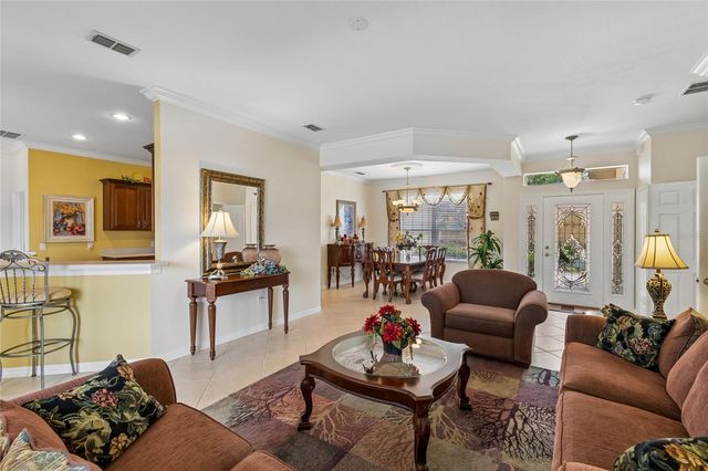 632 SHOREHAVEN DR, Poinciana, FL 34759