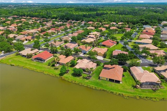 632 SHOREHAVEN DR, Poinciana, FL 34759