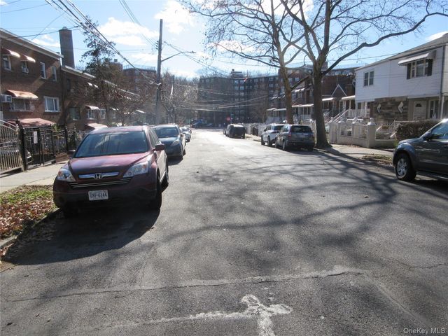 3228 Tenbroeck Avenue, Bronx, NY 10469