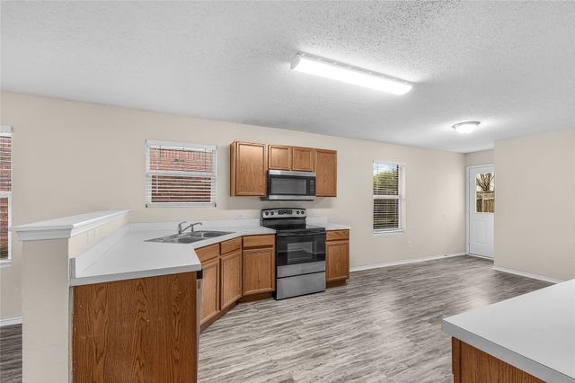 4884 Waterford Drive, Fort Worth, TX 76179