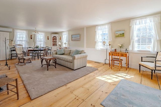 16 Shore Road, Truro, MA 02666