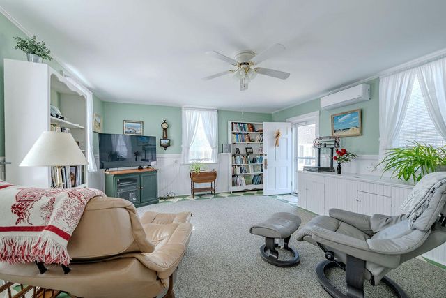 16 Shore Road, Truro, MA 02666